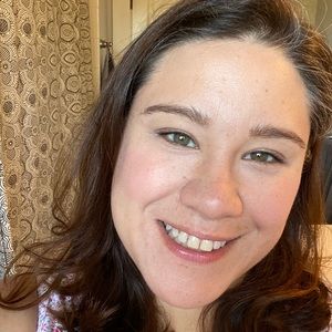 Meet your Posher, Elena